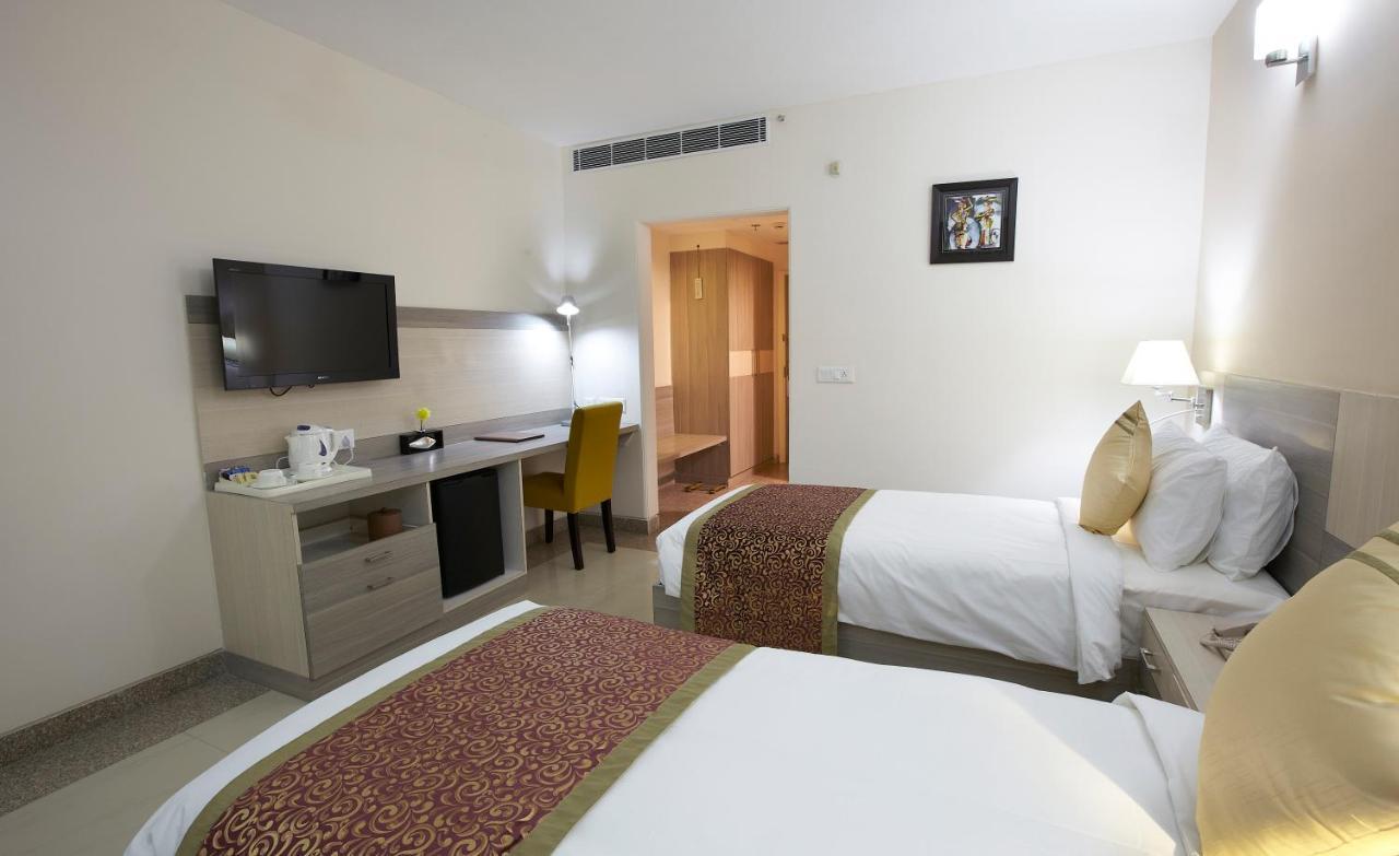Days Hotel By Wyndham Neemrana Exteriör bild
